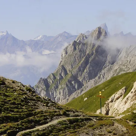 Апартаменты Les Olympiades-12 By Interhome